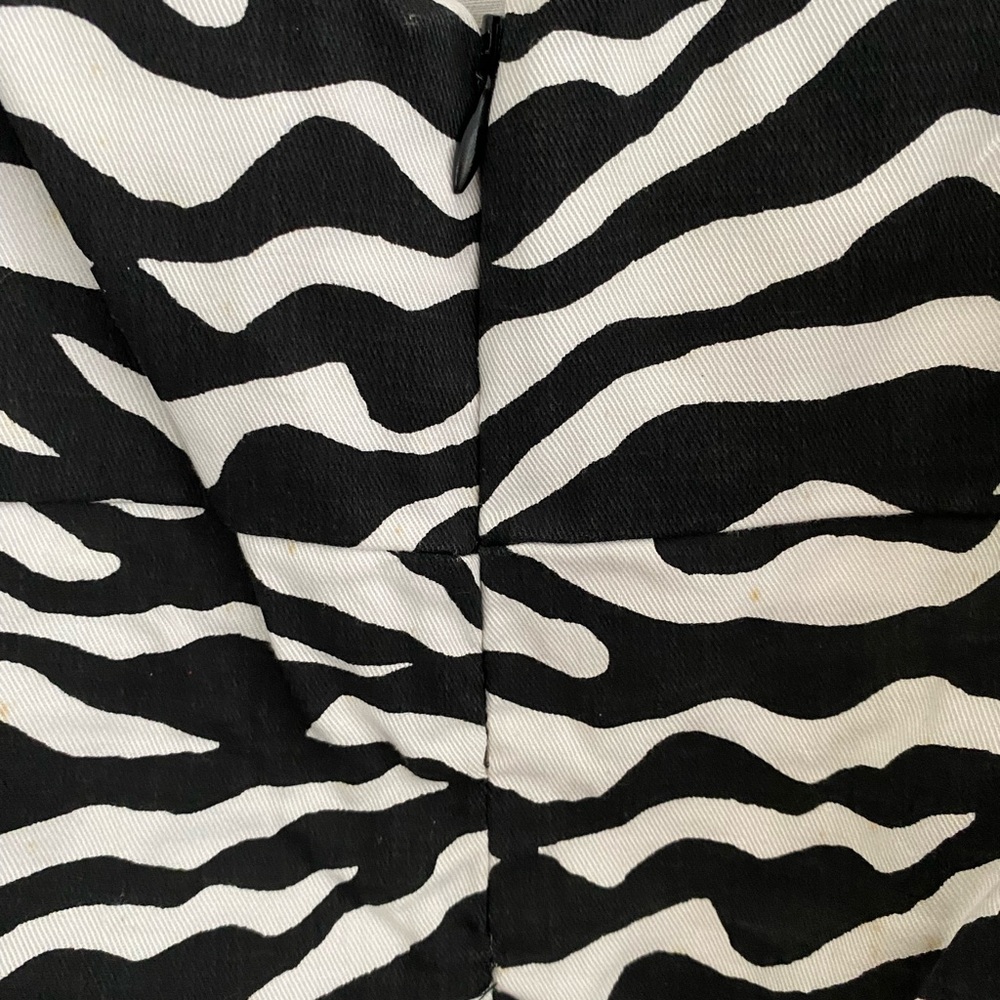 YOUNIQUE Zebra Print Stretch Camisole Top - Picture 5 of 14